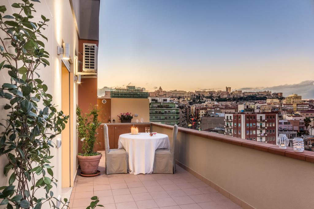 Elafi Penthouse Apartment Cagliari Exterior photo