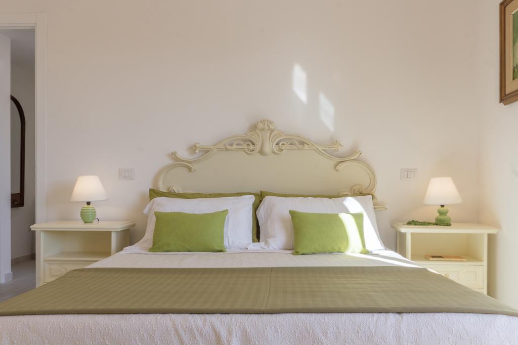 Elafi Penthouse Apartment Cagliari Exterior photo