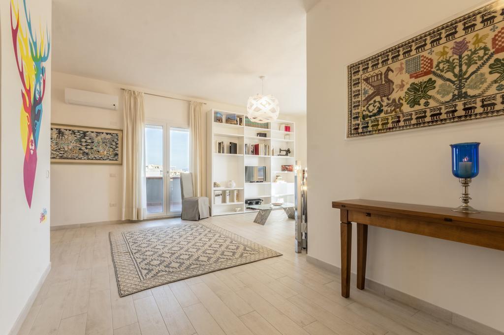 Elafi Penthouse Apartment Cagliari Exterior photo